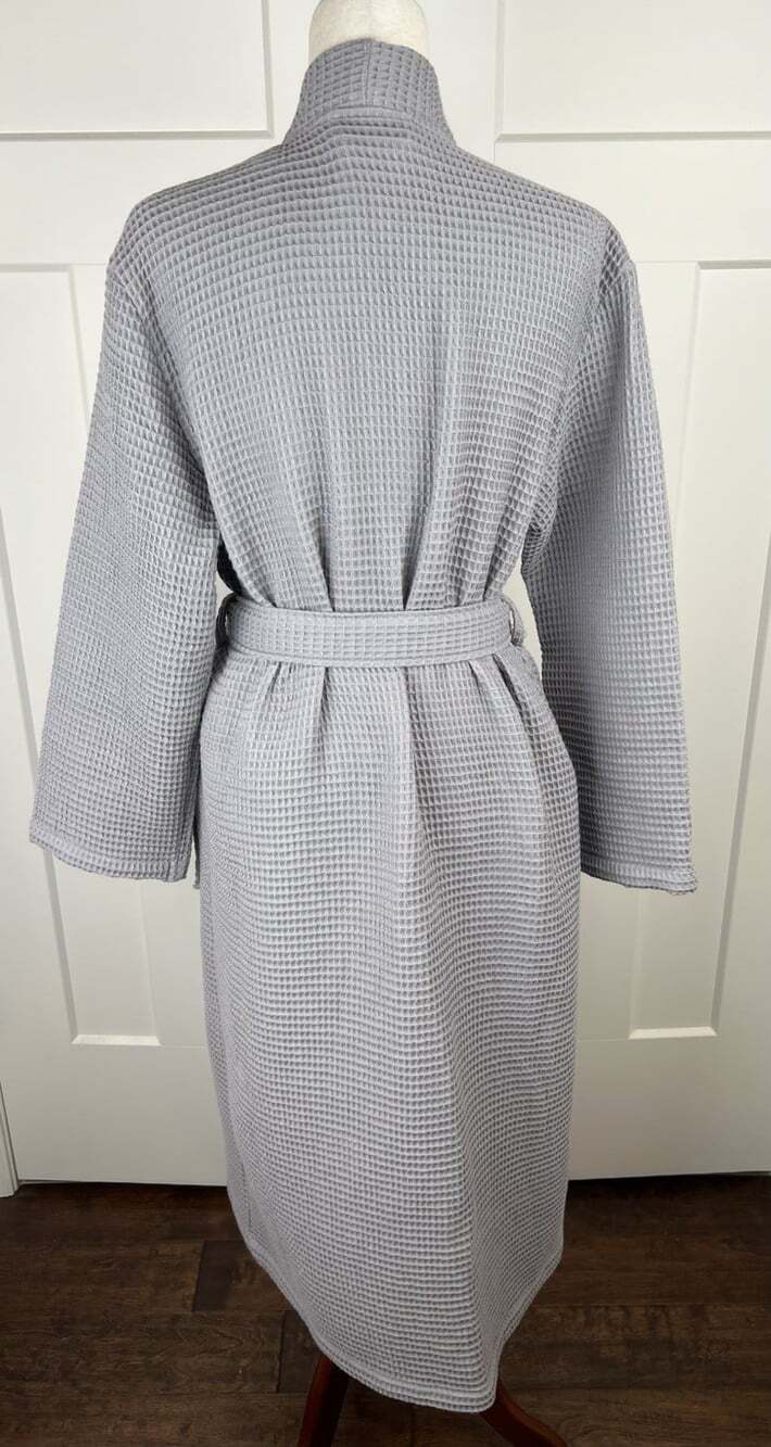 Quince Organic Cotton Waffle Robe Medium Gray Shawl Collar Belted NWOT - Picture 10 of 14